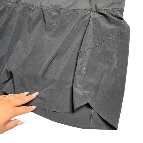 Athleta Black Run With It 16" Skort Size: 1X - Picture 2 of 7